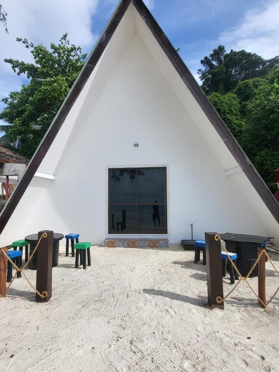 Dewati Roomstay B&B Lang Tengah Island Exterior photo