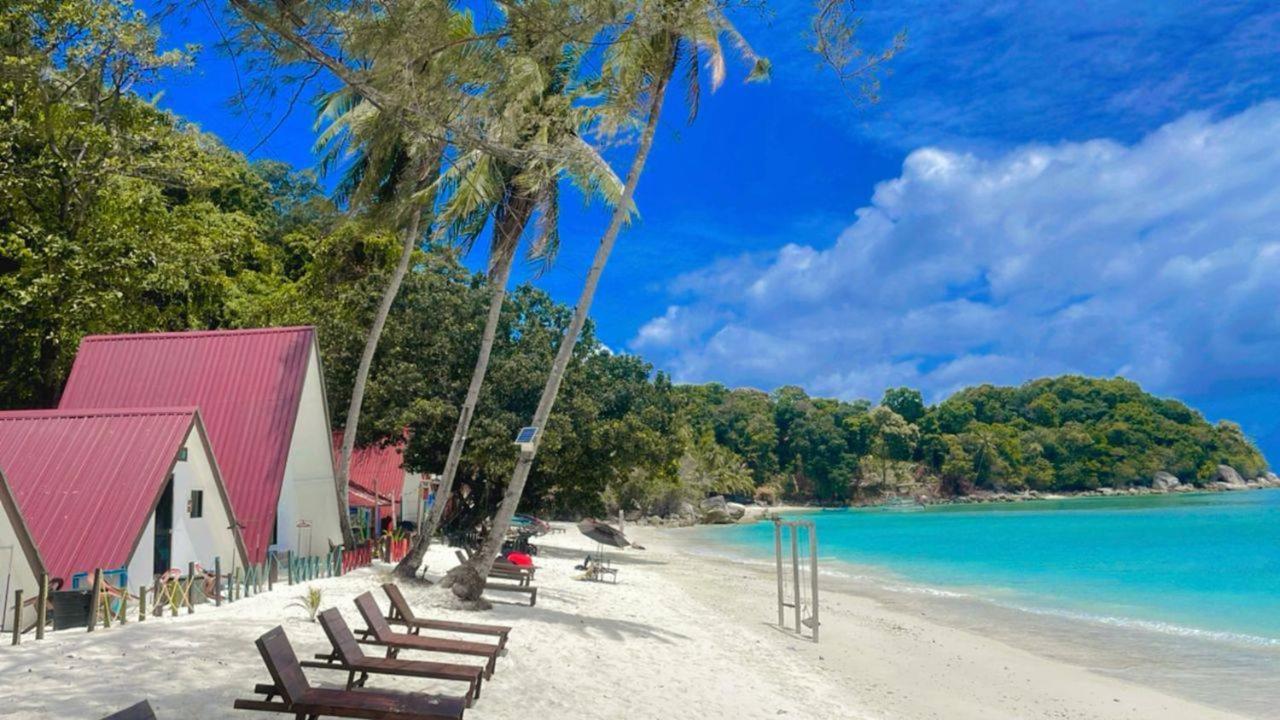 Dewati Roomstay B&B Lang Tengah Island Exterior photo